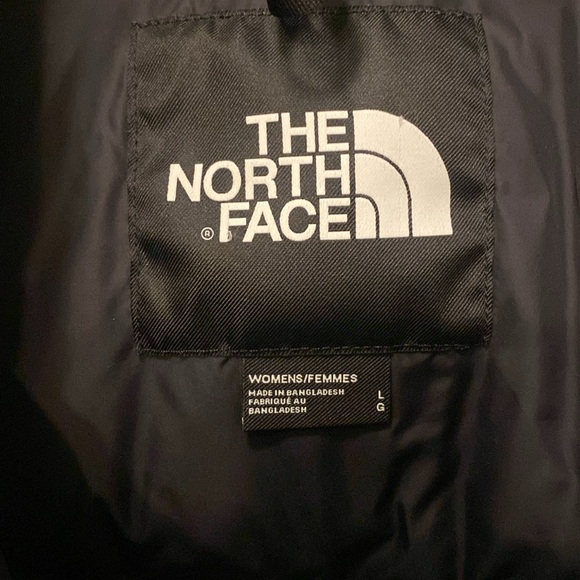 Northface Nuptse - Picture 10 of 12